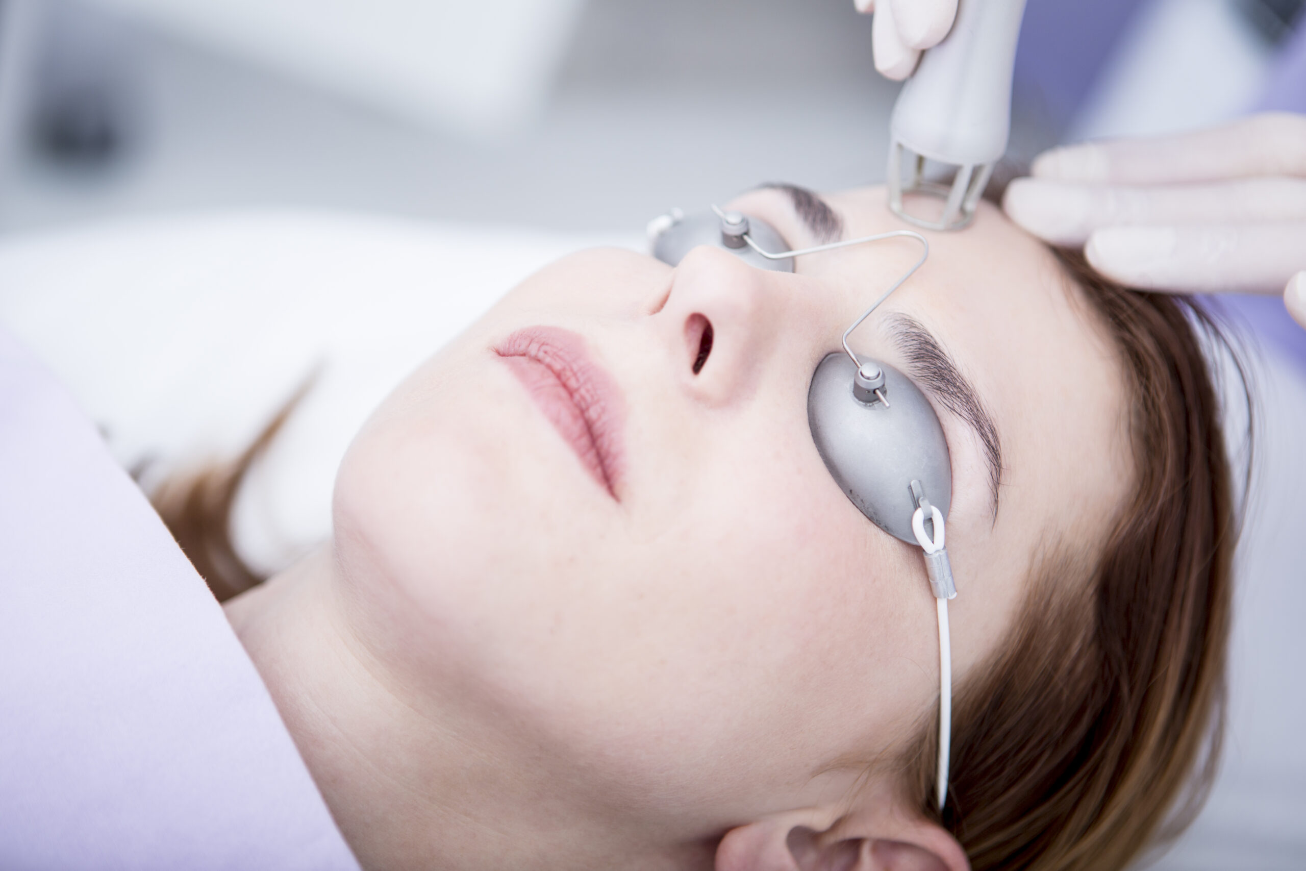 Ultimate Duo (RF Microneedling + CO2 Laser)